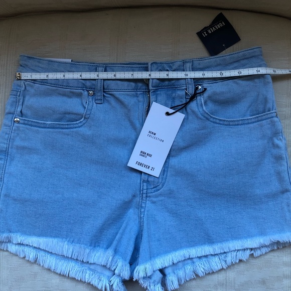 High Rise Jean Shorts size 28 - Picture 8 of 8